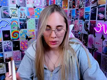 Stripchat Sex Cam of MiaMilas