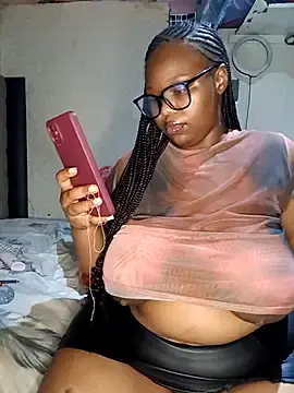 Stripchat Sex Chat of AaliyahBlackXO