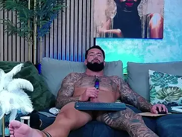 Stripchat Sex Chat of masterkingofmusclee