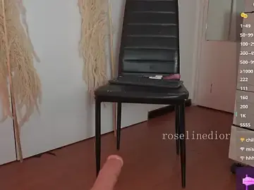 Stripchat Adult Webcam of roselinedior