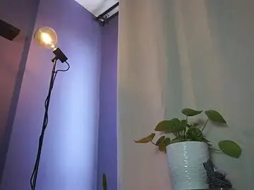 Stripchat Watch Live Sex Cams of roselinedior