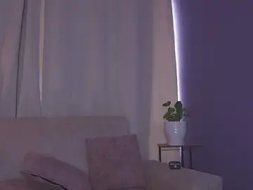 Stripchat Adult Webcam of roselinedior
