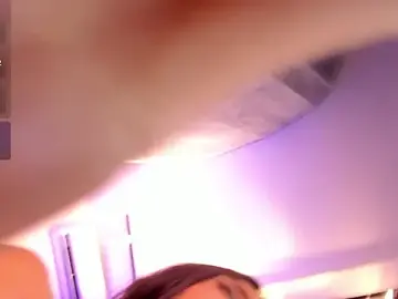 Stripchat Live Sex of saracaball_