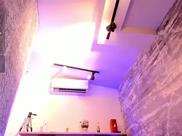 Stripchat Adult Webcam of saracaball_