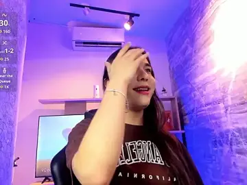 Stripchat Watch Live Sex Cams of saracaball_