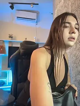 Stripchat Watch Live Sex Cams of saracaball_