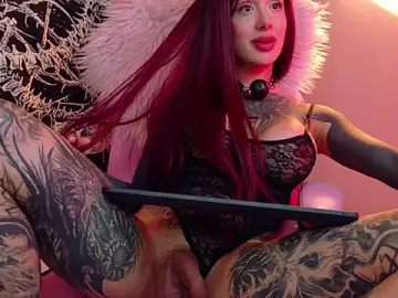 Stripchat Live Sex Cam of antoniaacxx