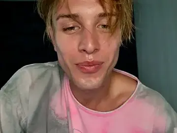 Stripchat Nude Webcam of sashenkka
