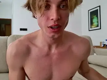 Stripchat Free Porn Cam of sashenkka