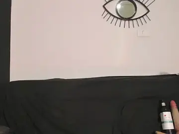 Stripchat Sex Cam of EmilyGomezLS