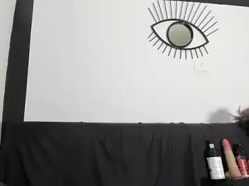 Stripchat Free Porn Cam of EmilyGomezLS