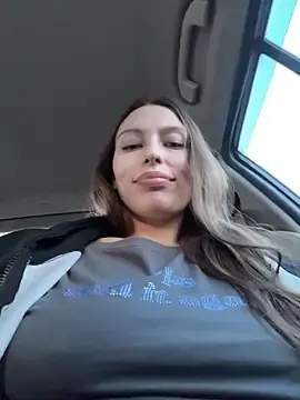 Stripchat Nude Webcam of LeiaMood