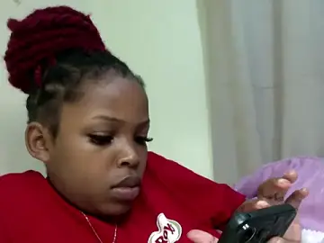 Stripchat Best live sex cam show of queen-sasha