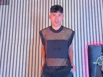 Stripchat Free Porn Cam of Angel_esteban_fx