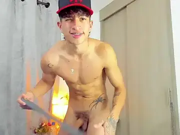 Stripchat Adult Webcams of _CamiloBass