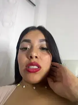 Stripchat Nude Webcam of _SARA_69