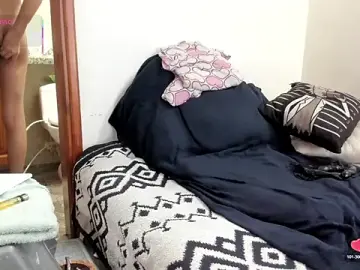 Stripchat Live Porn of Aron_Baylor