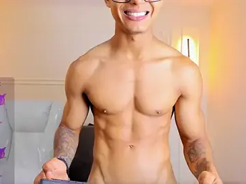 Stripchat Nude Webcam of Paradise_boy_s