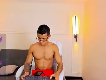 Stripchat Sex Chat of Paradise_boy_s