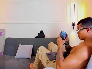 Stripchat Watch Live Sex Cams of Paradise_boy_s