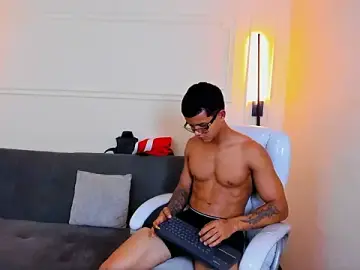 Stripchat Adult Video Chat of Paradise_boy_s