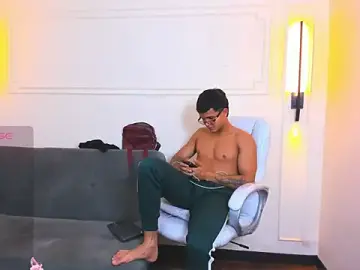 Stripchat Live Sex of Paradise_boy_s