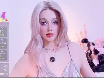 Stripchat Nude Webcam of Yr_kitten_333