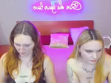 Stripchat Nude Webcam of MagicEyess