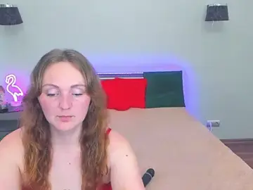 Stripchat Sex Cam of MagicEyess