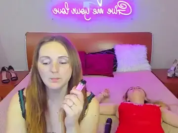 Stripchat Watch Live Sex Cams of MagicEyess