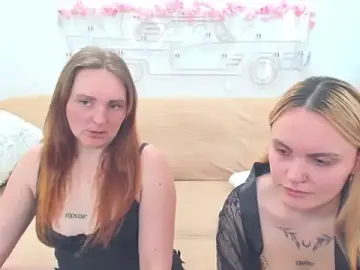 Stripchat Free Live Porn of MagicEyess