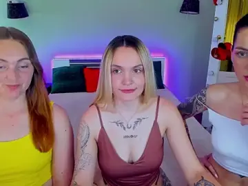 Stripchat Free Live Porn of MagicEyess
