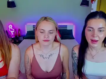 Stripchat Live Porn of MagicEyess