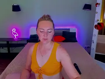 Stripchat Adult Video Chat of MagicEyess