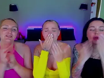 Stripchat Watch Live Sex Cams of MagicEyess