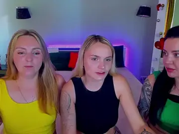 Stripchat Watch Live Sex Cams of MagicEyess