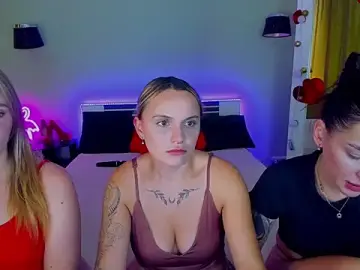 Stripchat Live Sex of MagicEyess