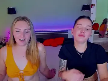 Stripchat Live Sex of MagicEyess