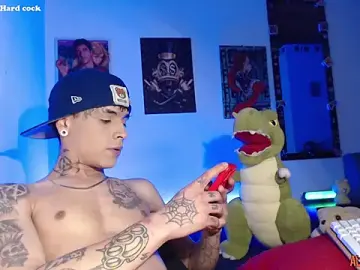 Stripchat Adult Webcam of alex_rockstar