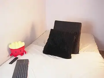 Stripchat Free Porn Cam of Doll4you_