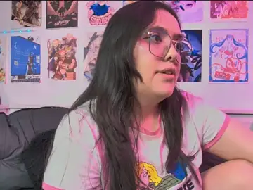 Stripchat Adult Webcam of snowblack_