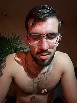Stripchat Best live sex cam show of Franck_White