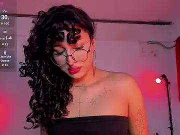 Stripchat Free Live Porn of Heka_Prudence