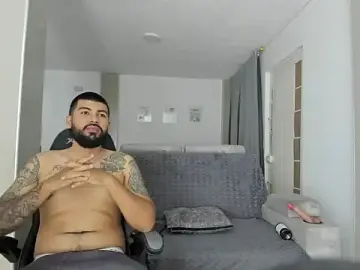 Stripchat Free Porn Cam of DulceRomance