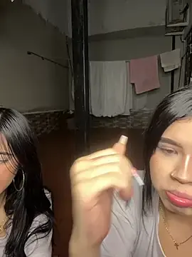 Stripchat Live Sex Cam of Lily_Woodz