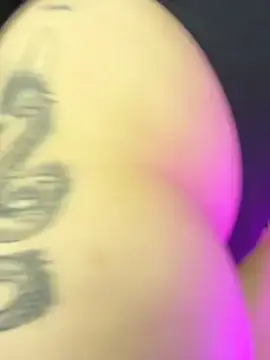 Stripchat Watch Live Sex Cams of Lily_Woodz