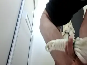 Stripchat Free Live Porn of kevinsito1