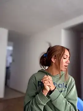 Stripchat Adult Webcam of Nikol_Rang__