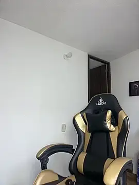 Stripchat Sex Cam of Nikol_Rang__