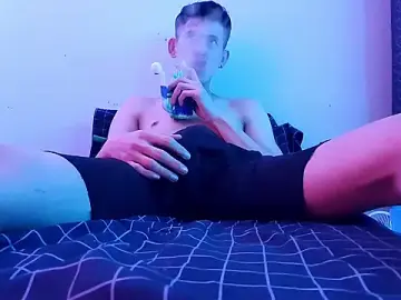 Stripchat Best live sex cam show of bennitravi